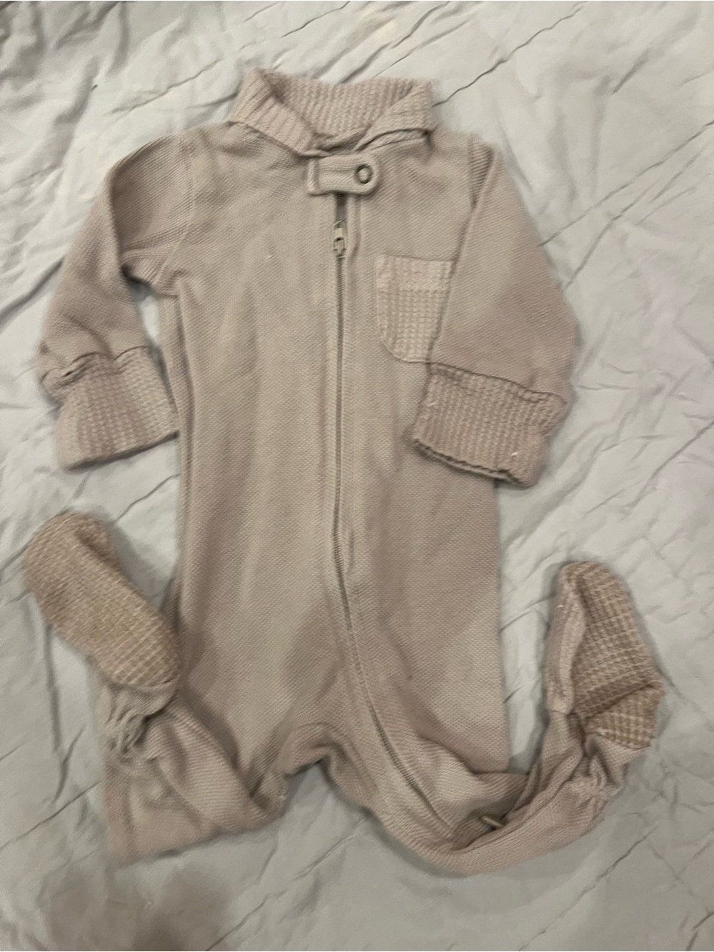 L’Ovedbaby waffle footed one piece. Size 0-3 months
